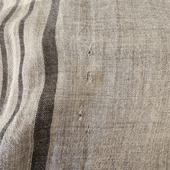 Gray Plaid Print Scarf - Picture 2 of 6